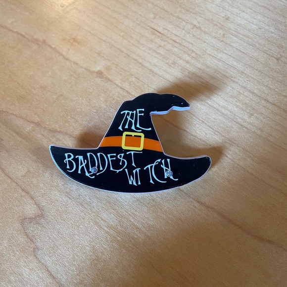 NWT Halloween Spiderweb Earrings and Halloween Light-up Brooch - Picture 2 of 4